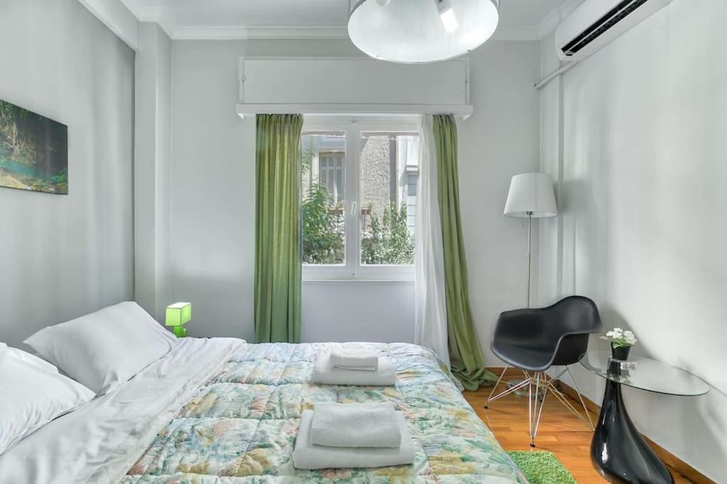 2bdr Olympianzeus With Netflix Apartment