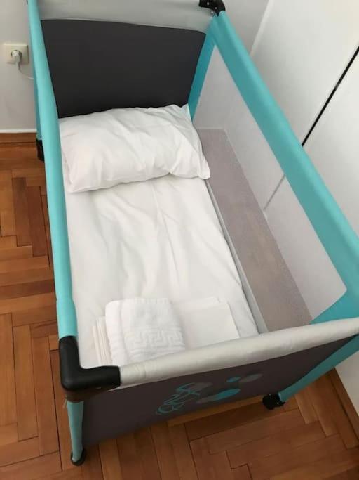 2bdr Olympianzeus With Netflix Apartment *